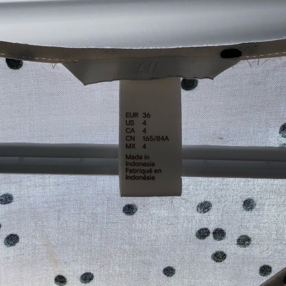 Light and Flowy Pull Over Sheath Dress - Picture 3 of 3